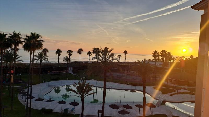 Foto e43a2206-f676-41e3-9a65-80f2ad55d620. Apartment with parking in Islantilla costa Islantilla