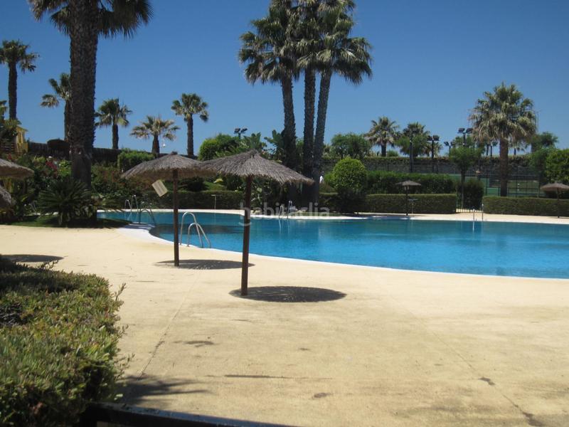 Foto f8ad38b9-5c6c-4c93-824a-4fac131d1a75. Piccolo appartamento con parcheggio in Islantilla costa Islantilla