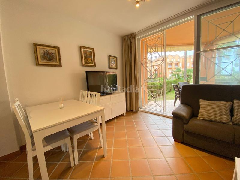 Foto aea8784a-b06c-4b3b-8f41-0de19c9b4b62. Appartement avec parking dans Islantilla costa Islantilla