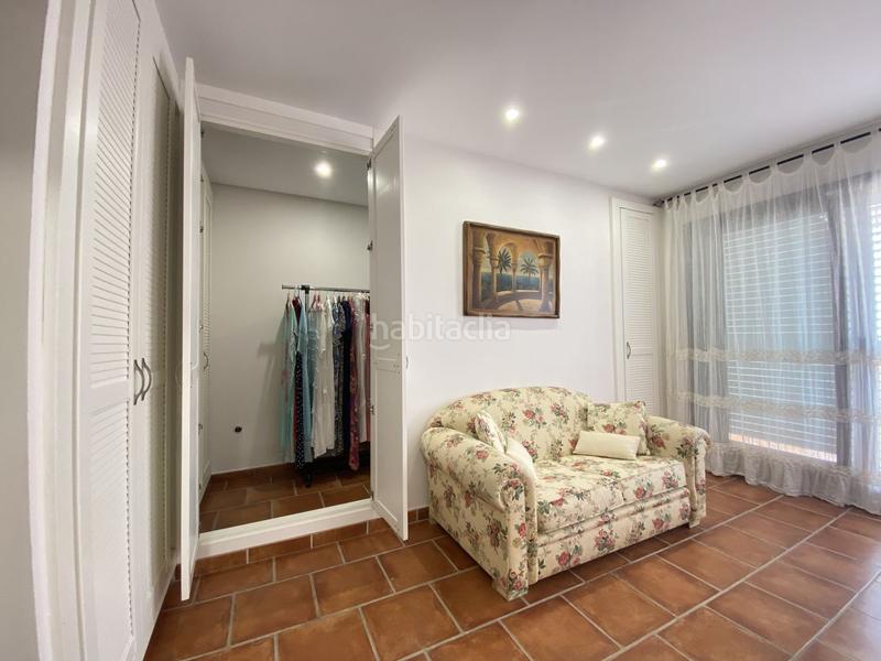 Foto 3d0731ba-edf2-42ee-951a-08fb78114cd2. Casa en n/a casa en venta campo de golf, 5 dormitorios. en Islantilla