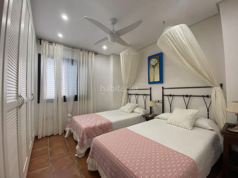 Foto 7950ddc8-9866-4a83-a854-f17d365a238f. Casa en n/a casa en venta campo de golf, 5 dormitorios. en Islantilla