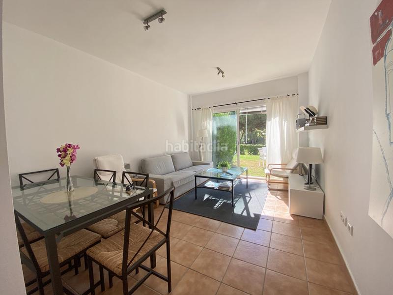 Foto 33e1d1e3-d05b-446c-a0d2-27f81ce91f34. Piccolo appartamento con parcheggio in Islantilla golf Islantilla