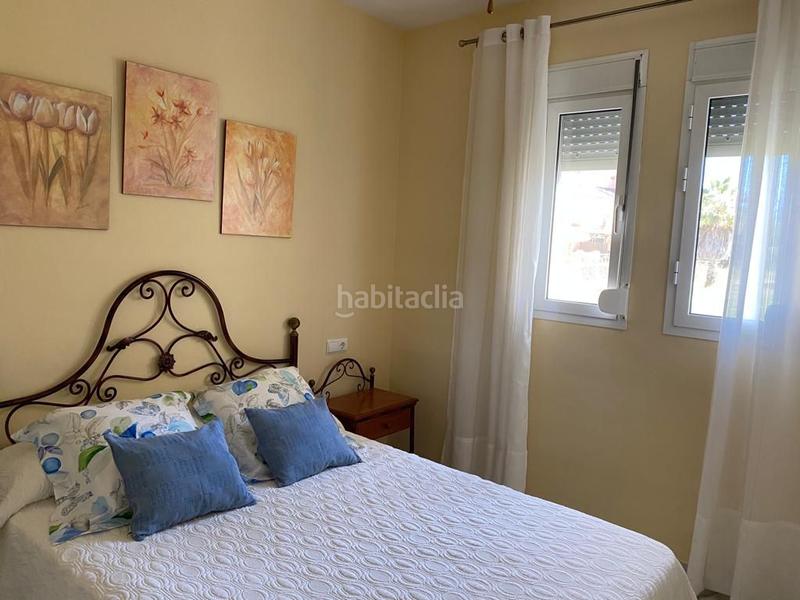 Foto a6291a89-d410-4109-88a1-b69473306f2c. Casa adossada amb aparcament a Islantilla golf Islantilla