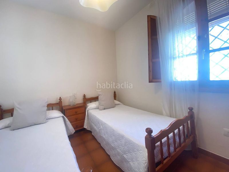 Foto fbf402ea-25ee-41fe-bb1d-83650573afa7. Casa adossada a tiburon a Urbasur Islantilla