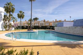 House  Paseo del golf 1. Casa en venta en islantilla  campo de golf, 3 dormitorios.