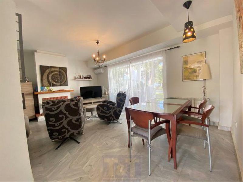 Foto 5e4fb54b-b358-4f8d-ac3f-ad155ab99074. Maison dans paseo del golf 1 dans Islantilla golf Islantilla