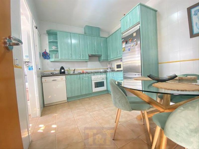 Foto 91ba73fb-f58a-456b-a930-307bad406dee. Maison dans paseo del golf 1 dans Islantilla golf Islantilla