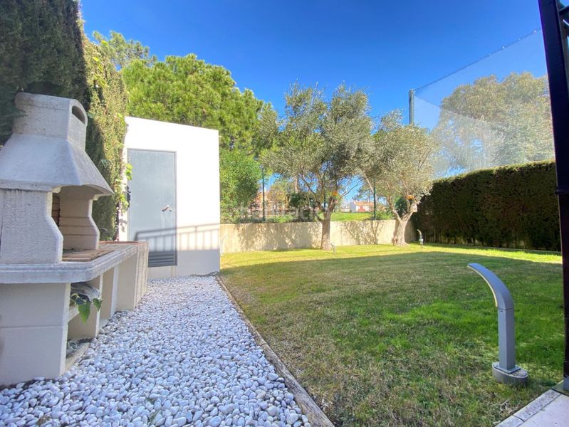 Foto eccc6241-1f8f-4068-9406-f29d16e30a69. Chalet in barranco del moro 1 in Islantilla golf Islantilla