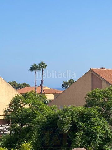 Foto e39ea272-ae76-483a-b92d-1ca5ae2e9158. Casa adossada amb aparcament a Islantilla golf Islantilla