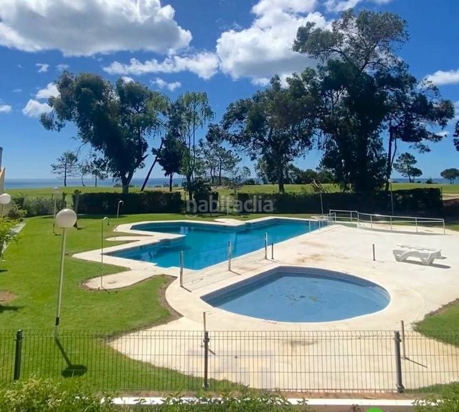 Foto eb0f0c92-83f6-4cfb-a754-00600e5b7a01. Casa adossada amb aparcament a Islantilla golf Islantilla