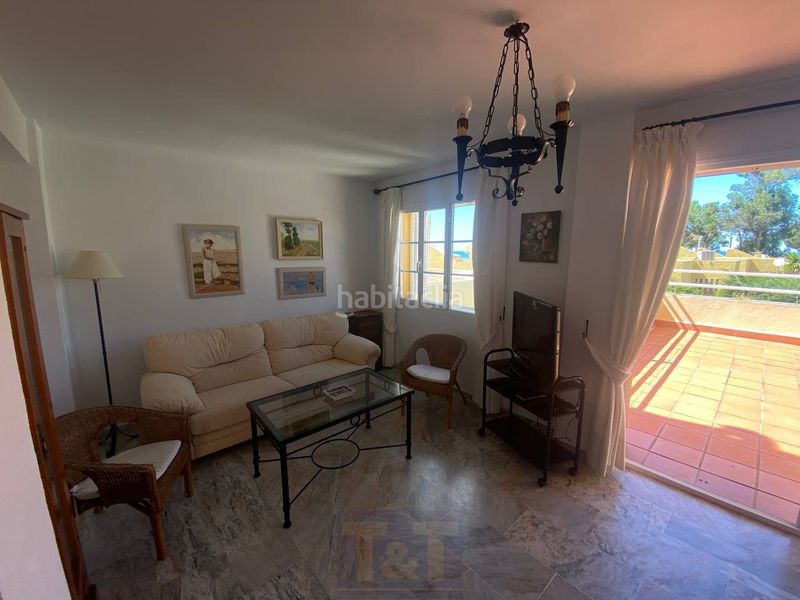 Foto f483220d-5d95-4bd1-871d-134594e562b3. Casa adossada amb aparcament a Islantilla golf Islantilla