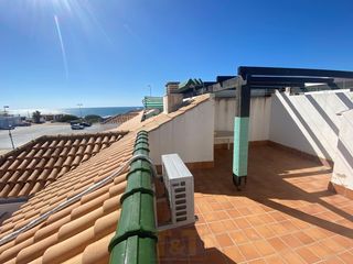 Rent Apartment in Urbasur. Apartamento en alquiler en islantilla  urbasur, 3 dormitorios.