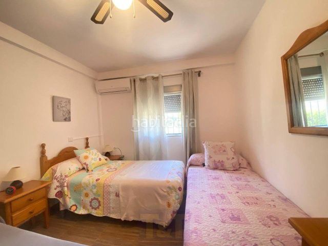 Foto 53fd6cab-1bd8-4f87-b2b5-2bb73570d459. Apartament amb aparcament a La Antilla