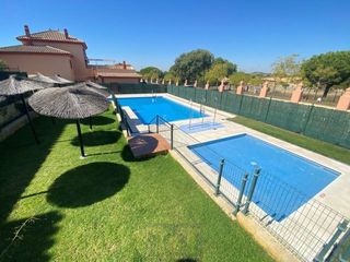 Appartement à Urbasur. Apartamento en venta en islantilla  campo de golf, 2 dormitorios