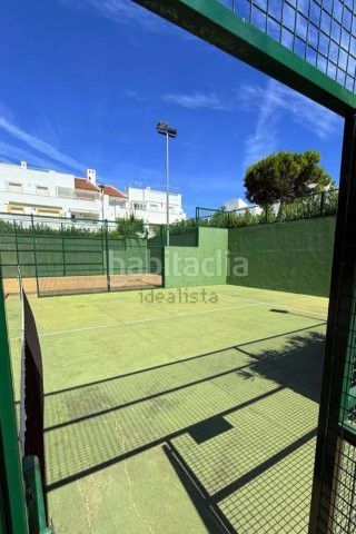 Foto b5d62977-e54e-45c3-9008-6bd205aa34f7. Apartament amb calefacció a Islantilla golf Islantilla
