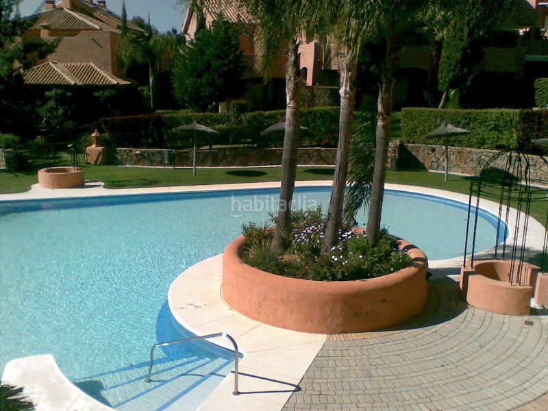 Foto be16b384-9c35-47f3-bed7-ea028b5b052e. Casa adossada amb calefacció aparcament a Islantilla golf Islantilla