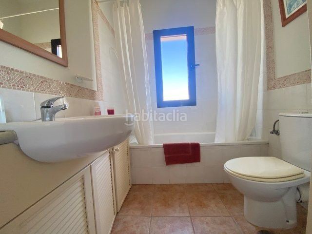 Foto 6d945b0c-0987-45af-9288-745130ba19e1. Casa amb calefacció aparcament a Islantilla golf Islantilla