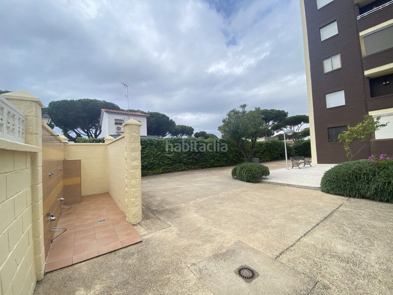 Foto d64bfc2f-eccb-4443-bf85-4346882ba9cd. Apartament amb aparcament a Urbasur Islantilla