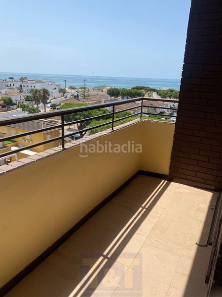 Foto f0b229ef-6cda-4182-9af5-7ad4c0047142. Apartament amb aparcament a Urbasur Islantilla