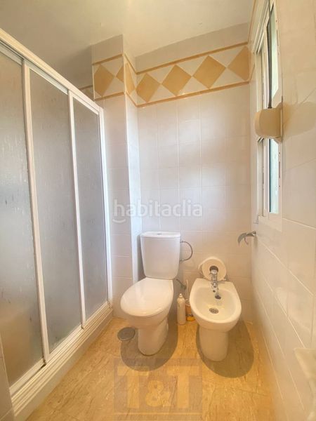 Foto f841eaf2-435a-472b-9fbb-e271678abb53. Apartament amb aparcament a Urbasur Islantilla