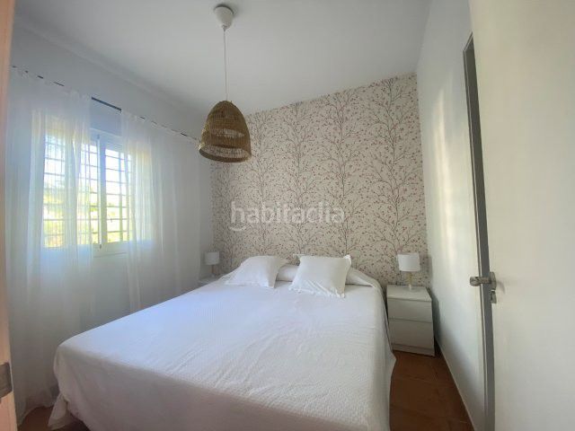 Foto 193d0774-6280-4653-b73b-d167edd773a4. Casa amb aparcament a Islantilla golf Islantilla