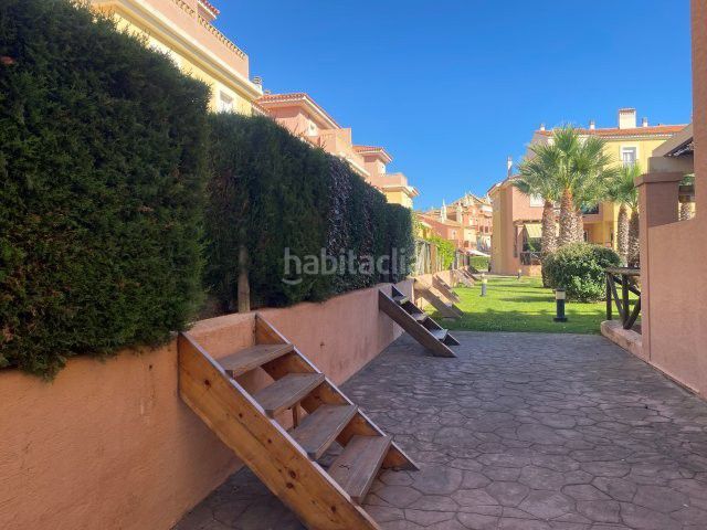Foto 23822a42-422e-4e2c-8d4c-29e13d238297. Casa amb aparcament a Islantilla golf Islantilla
