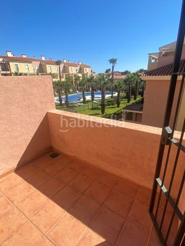 Foto 3343d68b-9d59-4bf7-856e-11160b1e5735. Casa amb aparcament a Islantilla golf Islantilla