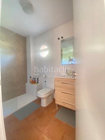 Foto 4a3d47d0-c97a-4c4a-bd82-5e1877cde85b. Casa amb aparcament a Islantilla golf Islantilla