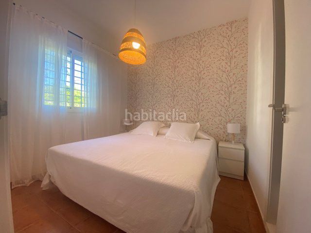 Foto 6c0df90b-1af4-43cb-b30e-c559e19c4667. Casa amb aparcament a Islantilla golf Islantilla
