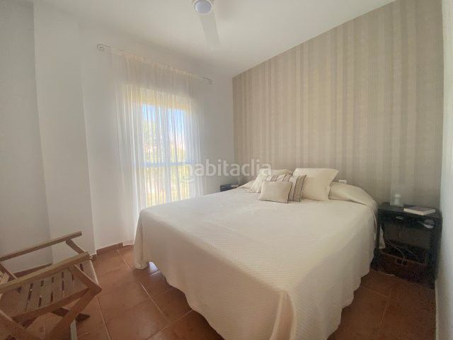 Foto 92b3ace3-9eb0-4974-8db6-9a9ecf6b7675. Casa amb aparcament a Islantilla golf Islantilla