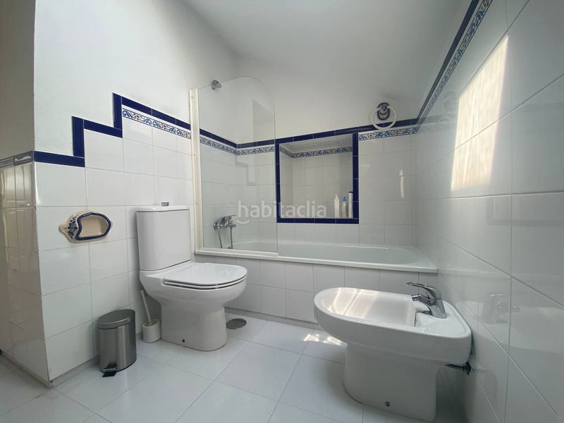 Foto 1da4db87-1f2f-4286-ad1c-370a0f688eb1. Casa adossada amb aparcament a Urbasur Islantilla