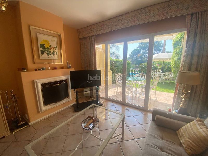 Foto f04ffe88-fc5e-4981-b403-7555c1ef87cc. Casa adossada amb aparcament a Urbasur Islantilla