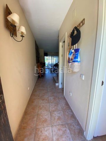 Foto d4d3e69a-f051-4320-a7cc-ebfbf75e7583. Casa adossada a barranco del mro 1 a Islantilla golf Islantilla