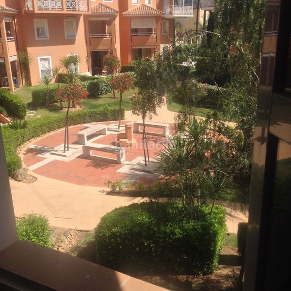 Foto 3a72f0ba-c448-4bcc-9cb2-4adb7af1cd22. Apartament amb aparcament a Islantilla costa Islantilla