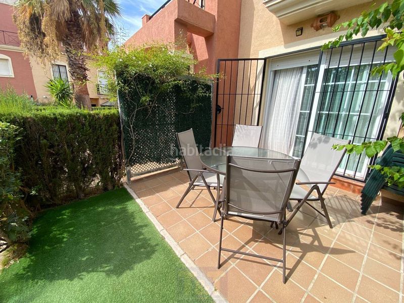 Foto aea5a769-b104-430e-a2fd-0f307adaeb6b. Casa adossada amb aparcament a Islantilla golf Islantilla