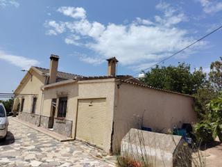 Terreno residencial en La Algoda - Matola - Llano de San José. Espectacular casa con piscina, local y barbacoa en zona matola