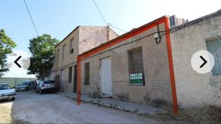 Wohngrundstück in El Raval - Portes Encarnades. Casa rural en venta