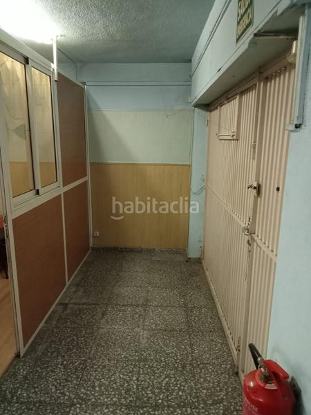 Foto 122b43d2-1380-43f0-bc29-86ba69dc380d. Local comercial local con posibilidad de hacer vivienda en Elche / Elx