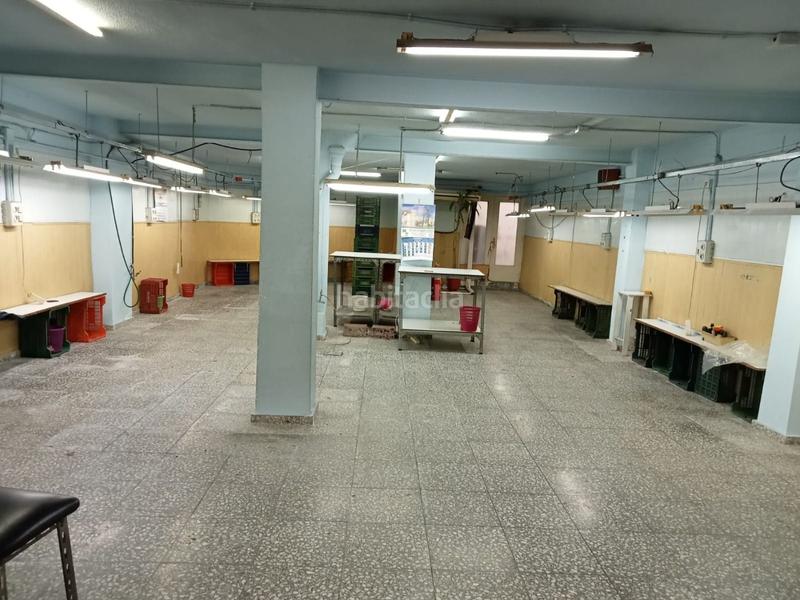 Foto a82d743f-39e6-41eb-a999-140a9343b2df. Local comercial local con posibilidad de hacer vivienda en Elche / Elx