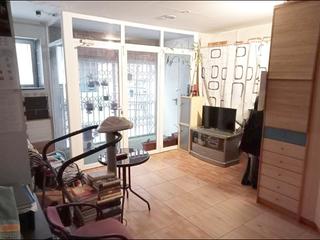 Edificio en Reina Victoria - Miguel Hernández. Vivienda con negocio de alquiler de habitaciones ya en funcionam