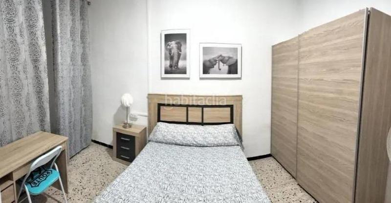 Foto b329d014-1443-4340-960b-4a6316acba29. Planta baja fantástica oportunidad de planta baja independiente en el raval en Elche / Elx