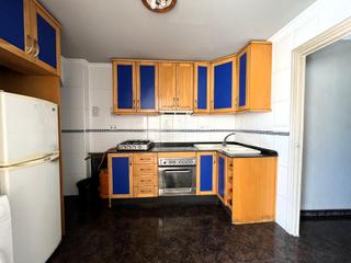 Etagenwohnung in Carrús Este. Piso con balcón, carrús, elche