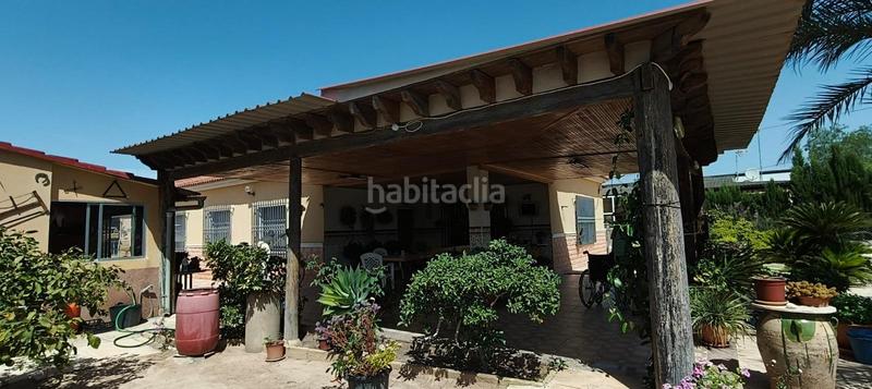 Foto a288a335-439f-49ea-8c50-faacbf2cab81. Chalet oportunidad única! encantadora casa de campo en partida cachap, en Crevillente