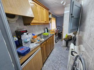 Maison à Monòver. Amplia casa en monovar  oportunidad para reformar