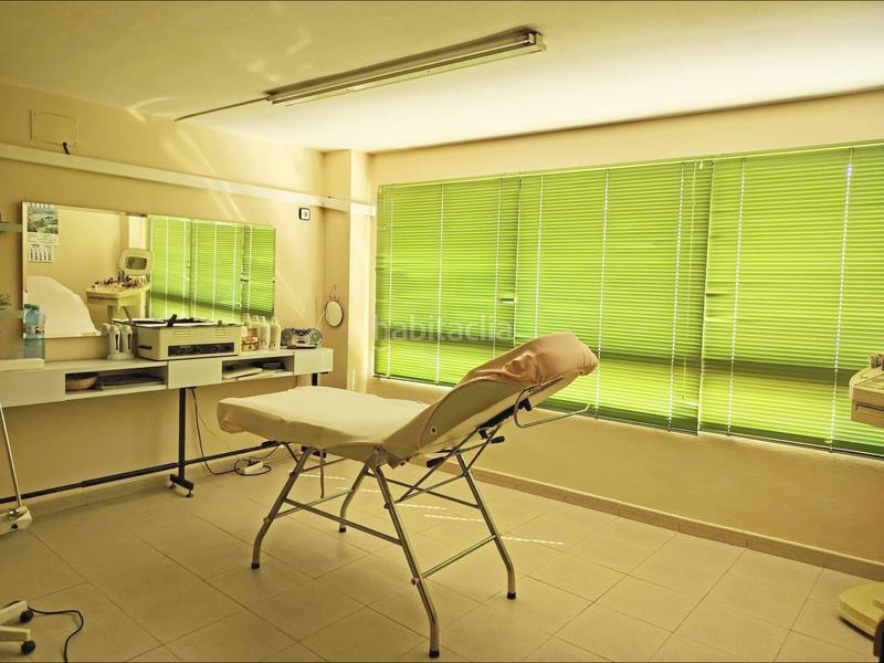 Foto 605aea20-d209-44d6-ad97-b4b5597c94d3. Local comercial entresuelo comercialen venta zona plaza madrid, en Elche / Elx