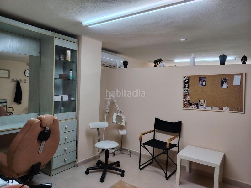 Foto 9153b3fb-77f7-4f9a-a924-cd262c84e053. Local comercial entresuelo comercialen venta zona plaza madrid, en Elche / Elx