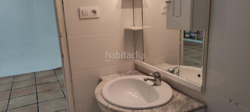 Foto 9f501f97-242f-4351-a17b-87e2151fb8ec. Lloguer local comercial a Plaza Crevillente - Antiguos Juzgados - El Asilo Elche / Elx