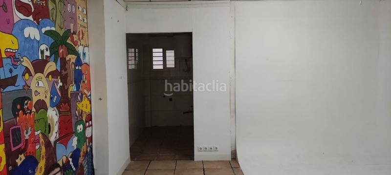 Foto cf0c9b81-4a71-4e55-a33a-7cd90415c674. Lloguer local comercial a Plaza Crevillente - Antiguos Juzgados - El Asilo Elche / Elx