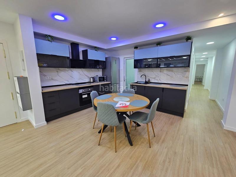 Foto aa1c473a-5d2d-4abf-adda-efa16dedb917. Pis amb calefacció a Plaza Crevillente - Antiguos Juzgados - El Asilo Elche / Elx