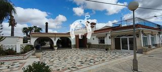 Xalet  Transformador. Casa  chalet independiente en venta en partida daimes, la hoya